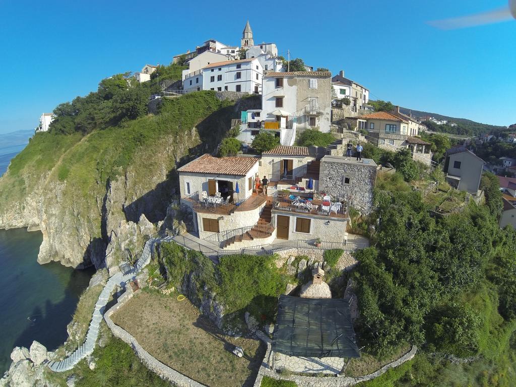 Old Town Vrbnik Villas Bilik gambar